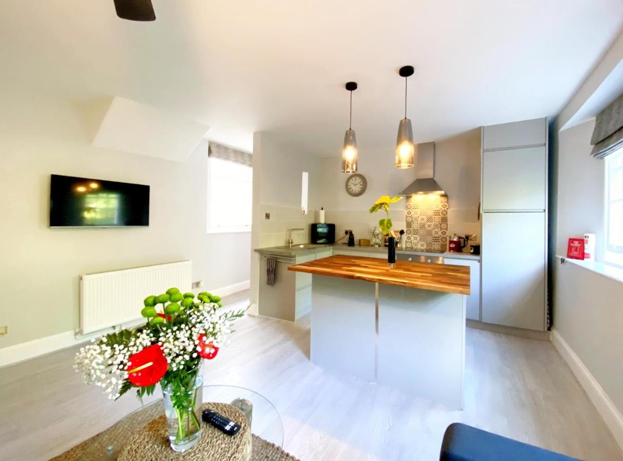 Meadfoot Bay Apartment At Hesketh Crescent 托基 外观 照片