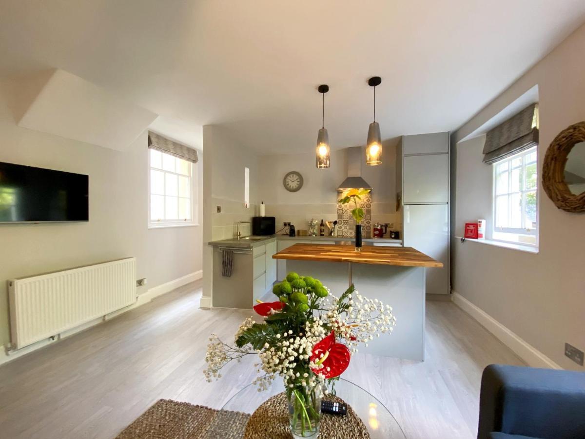 Meadfoot Bay Apartment At Hesketh Crescent 托基 外观 照片